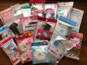 100円ショップカラーリンググッズ