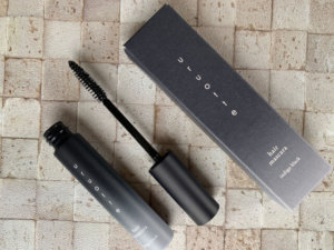 Uruotteリタッチヘアマスカラ